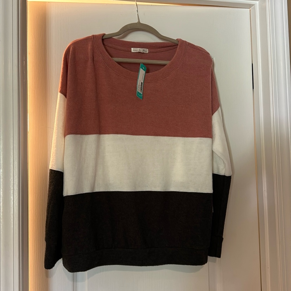 Striped lightweight very soft sweater